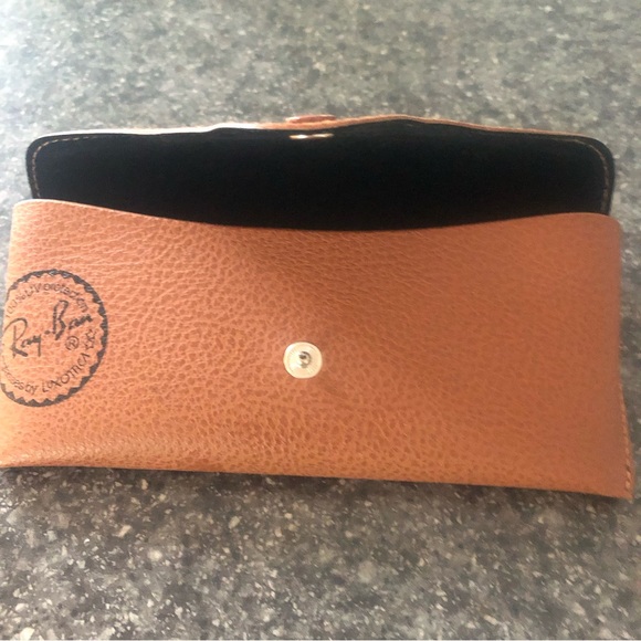 COPY - COPY - New Ray-Ban Sunglass Case - Picture 4 of 5